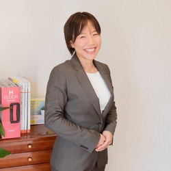 品岡　真澄